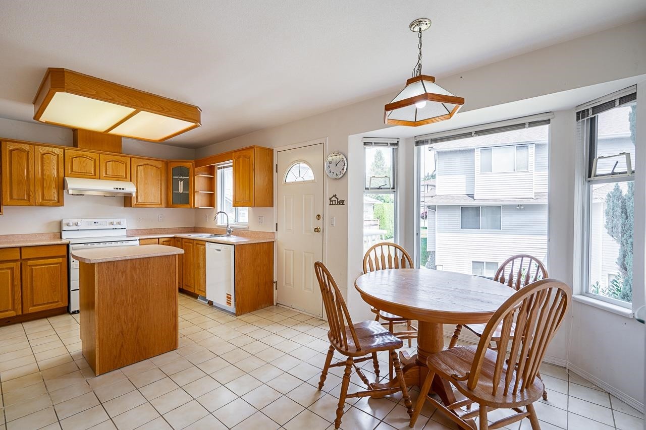 3315 El Casa Court, Coquitlam, BC - Indoor
