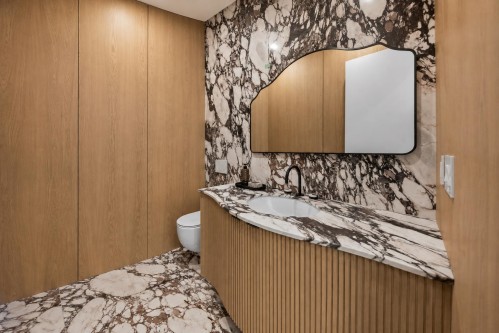 74 Laurie Crescent, West Vancouver, BC - Indoor Photo Showing Bathroom