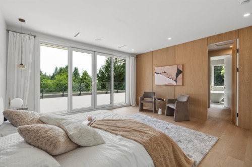 74 Laurie Crescent, West Vancouver, BC - Indoor Photo Showing Other Room