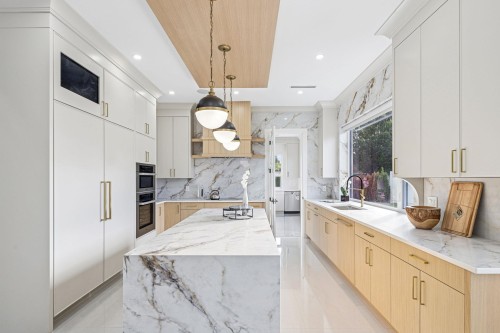 5080 Merganser Drive, Richmond, BC - Indoor Photo Showing Kitchen