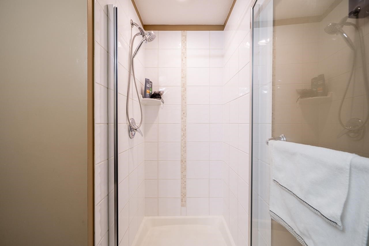 414-2958 Silver Spring Boulevard, Coquitlam, BC - Indoor Photo Showing Bathroom