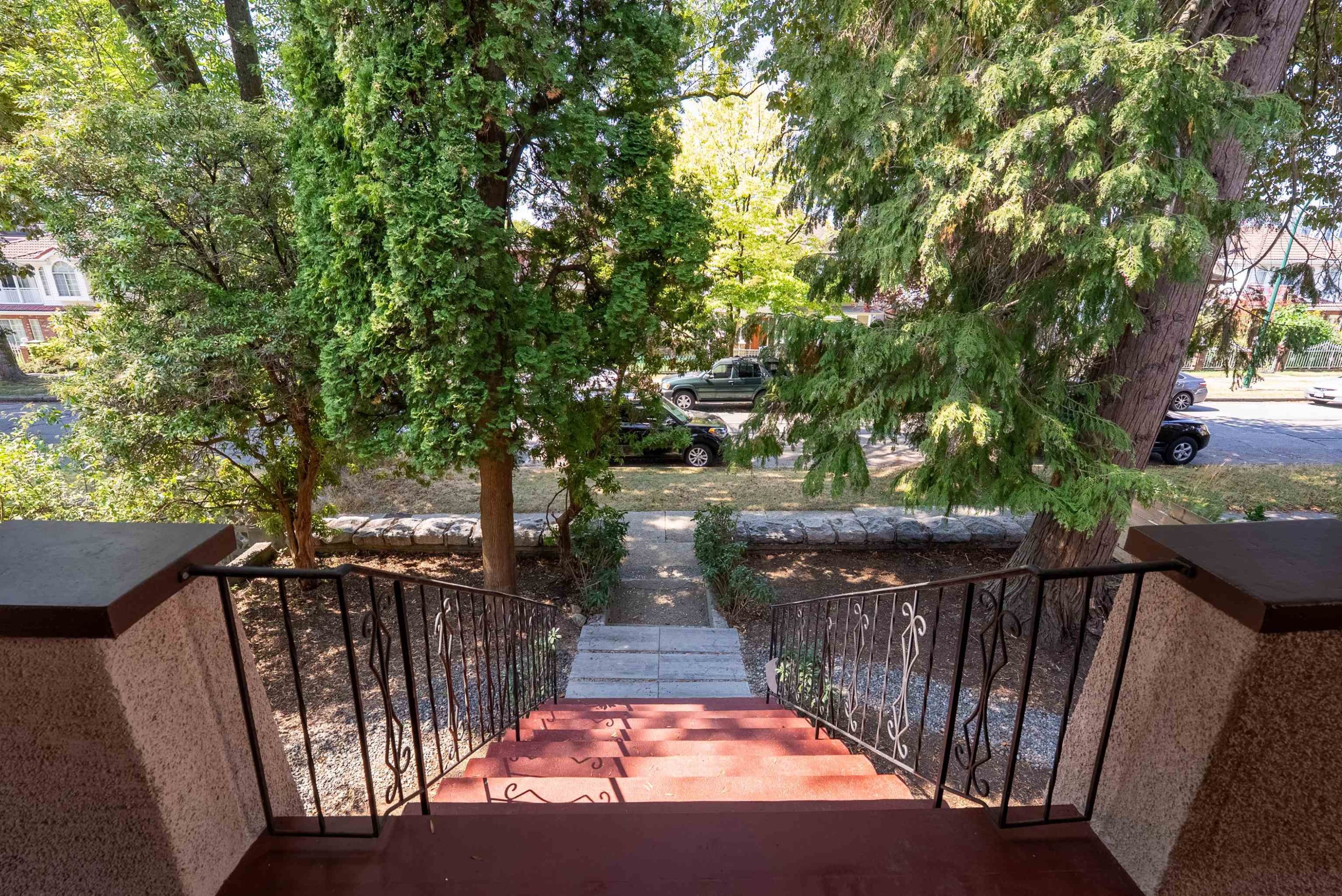 4504 Beatrice Street, Vancouver, BC - Outdoor