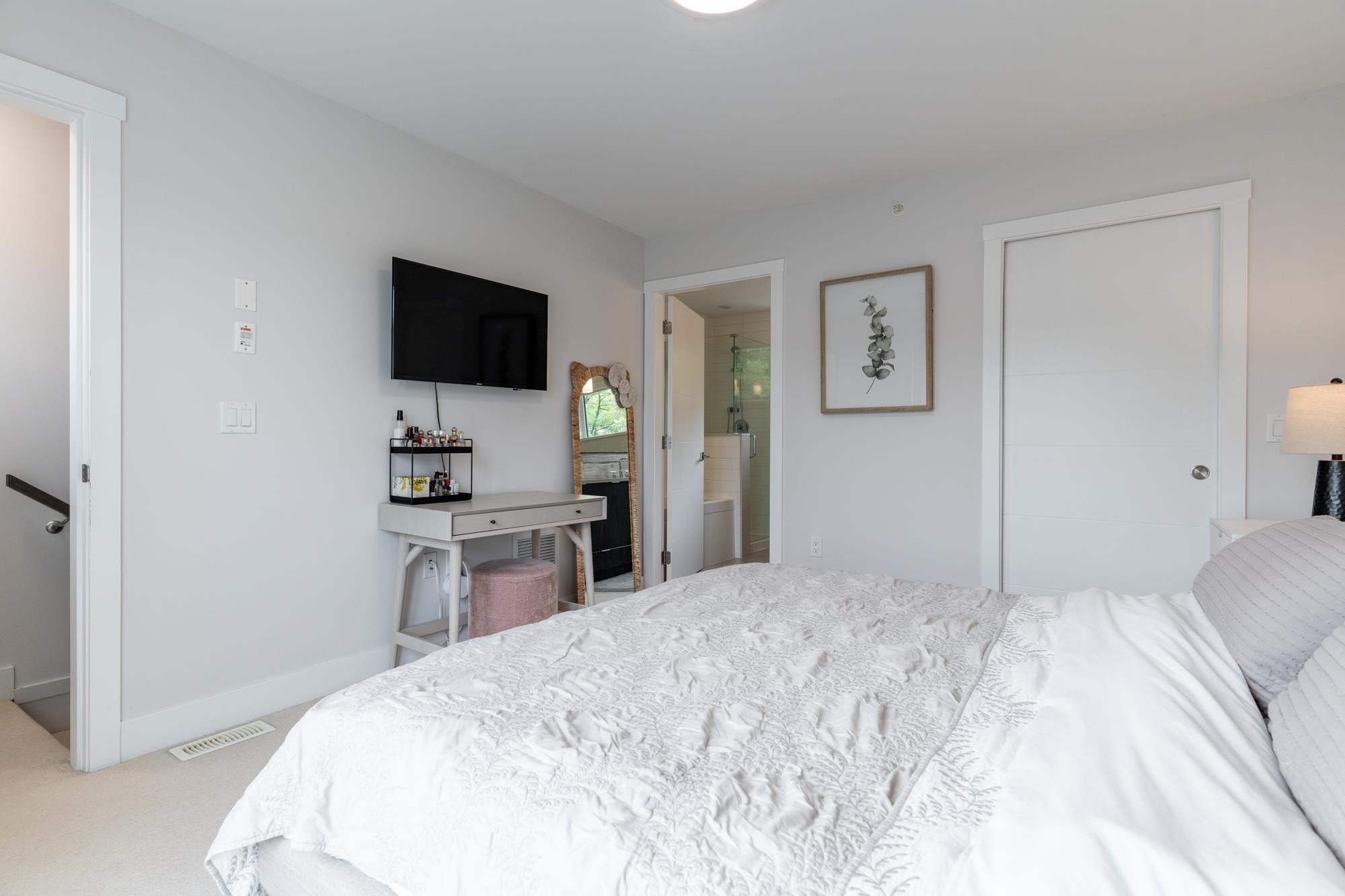 5510 Oak Street, Vancouver, BC - Indoor Photo Showing Bedroom