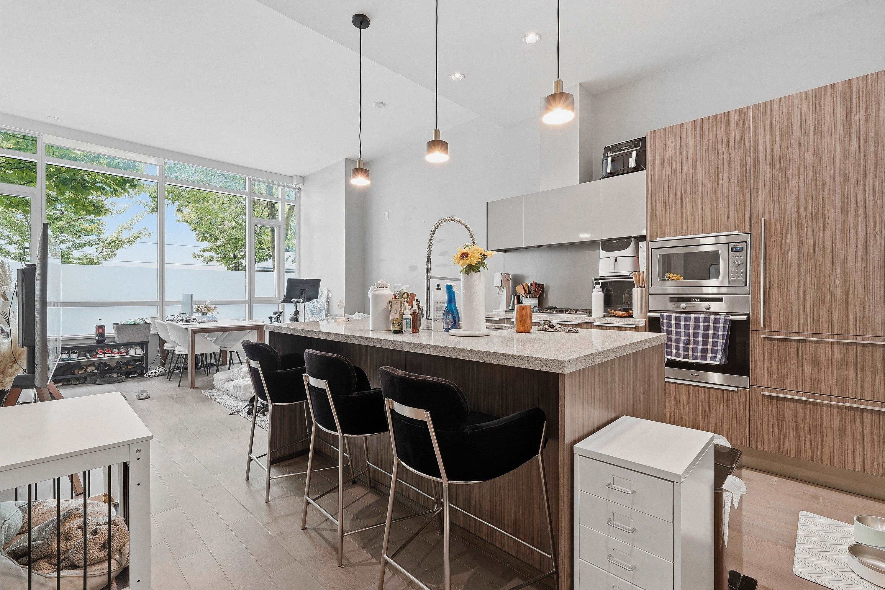 38 Athletes Way, Vancouver, BC