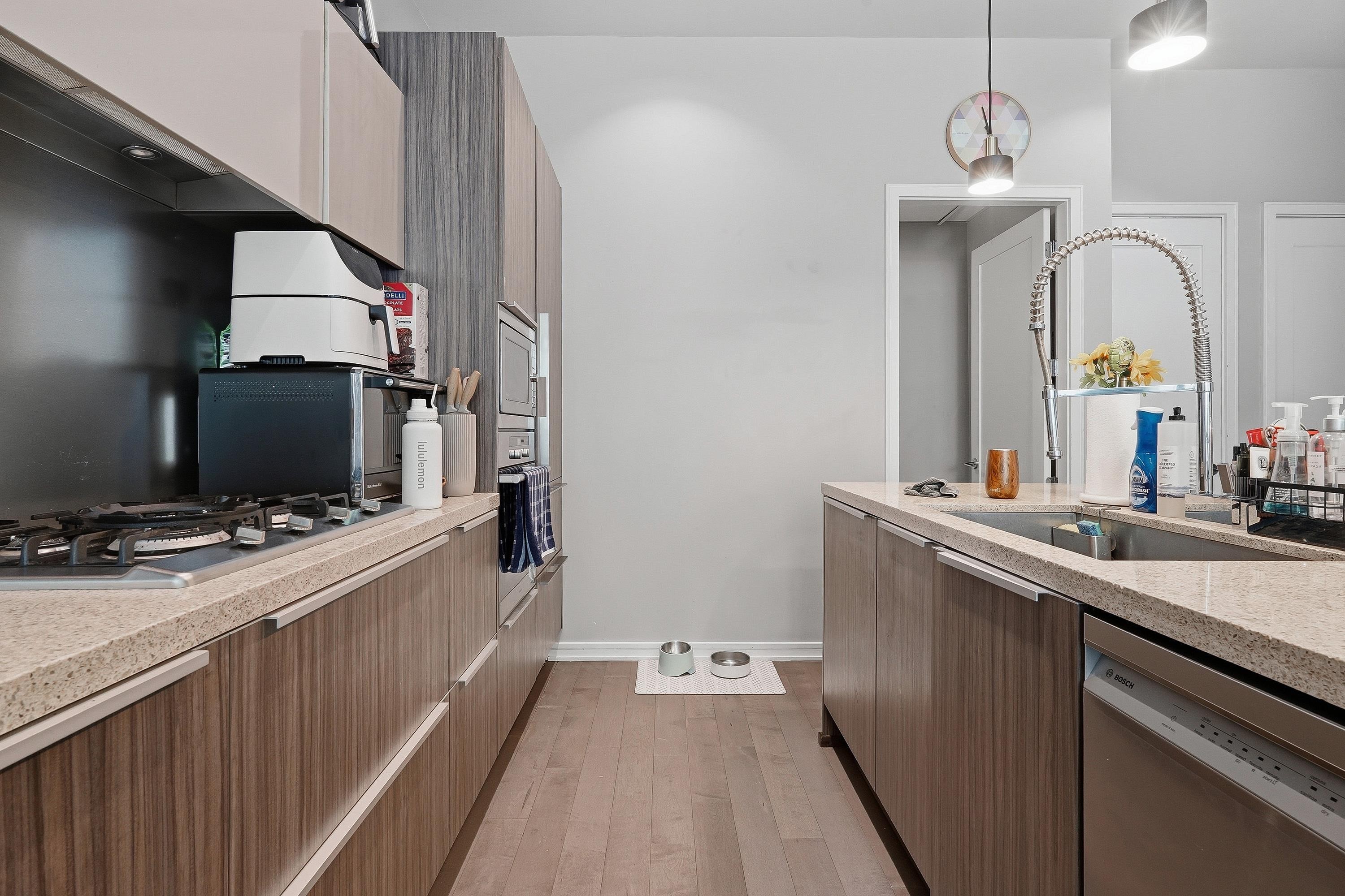 38 Athletes Way, Vancouver, BC