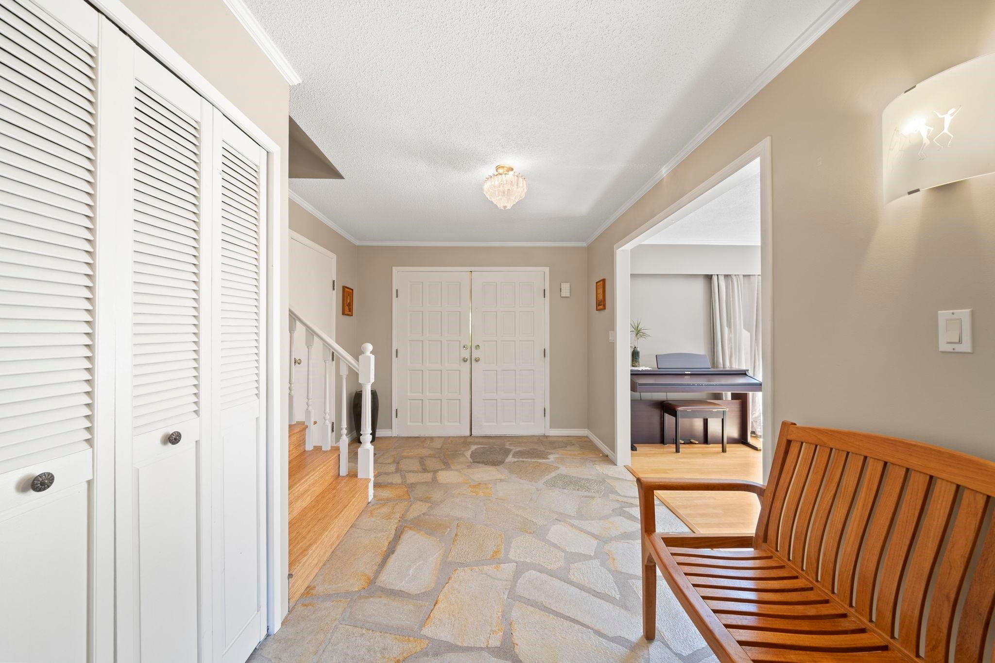 10631 Trepassey Drive, Richmond, BC - Indoor Photo Showing Other Room