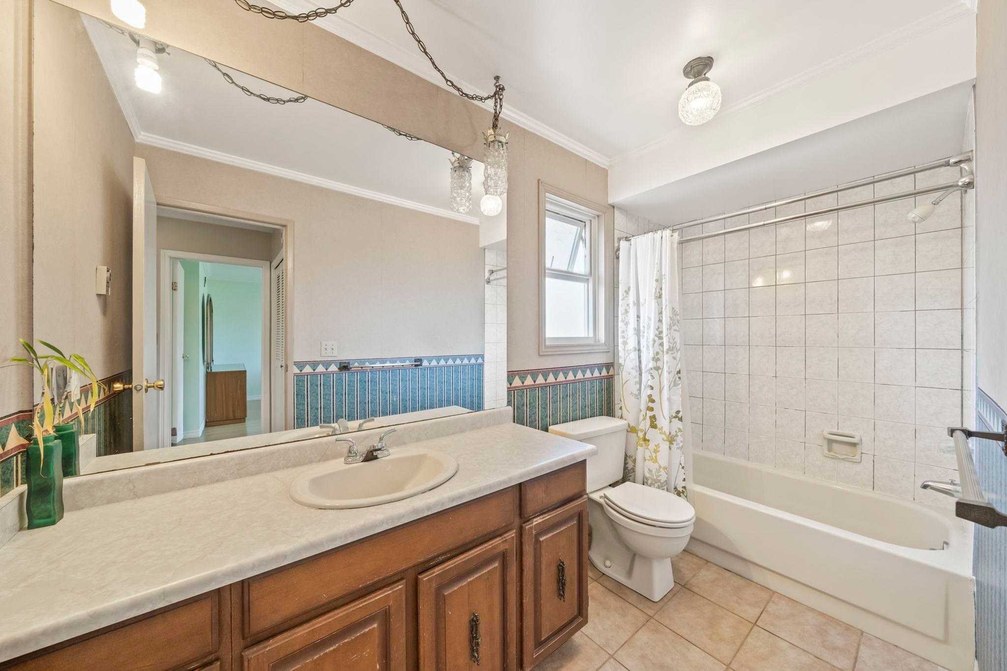 10631 Trepassey Drive, Richmond, BC - Indoor Photo Showing Bathroom