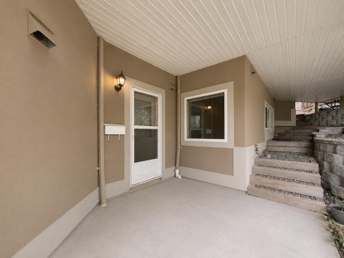 1625 Parkway Blvd, Coquitlam, BC - Outdoor With Exterior