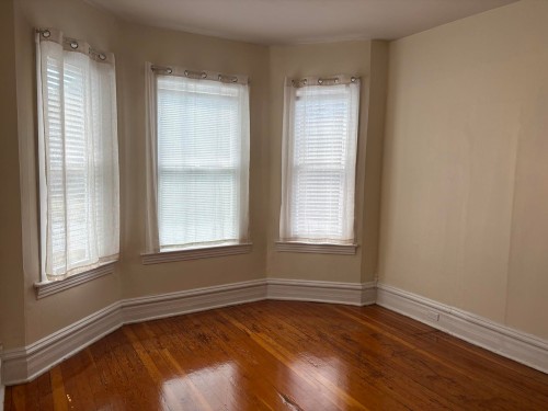 135 12Th Avenue W, Vancouver, BC - Indoor Photo Showing Other Room