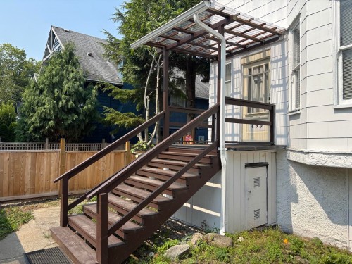 135 12Th Avenue W, Vancouver, BC - Outdoor