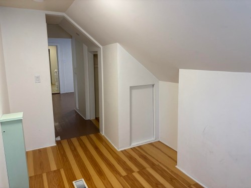 135 12Th Avenue W, Vancouver, BC - Indoor Photo Showing Other Room