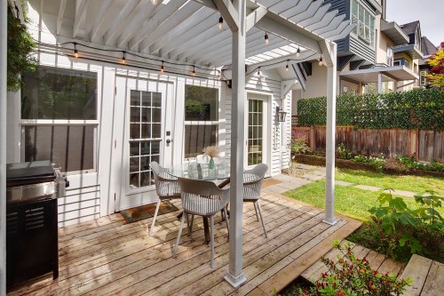 2977 6Th Avenue W, Vancouver, BC - Outdoor With Deck Patio Veranda