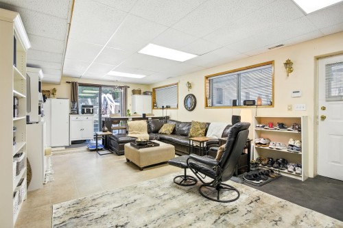 1619 Stella Place, Port Coquitlam, BC - Indoor