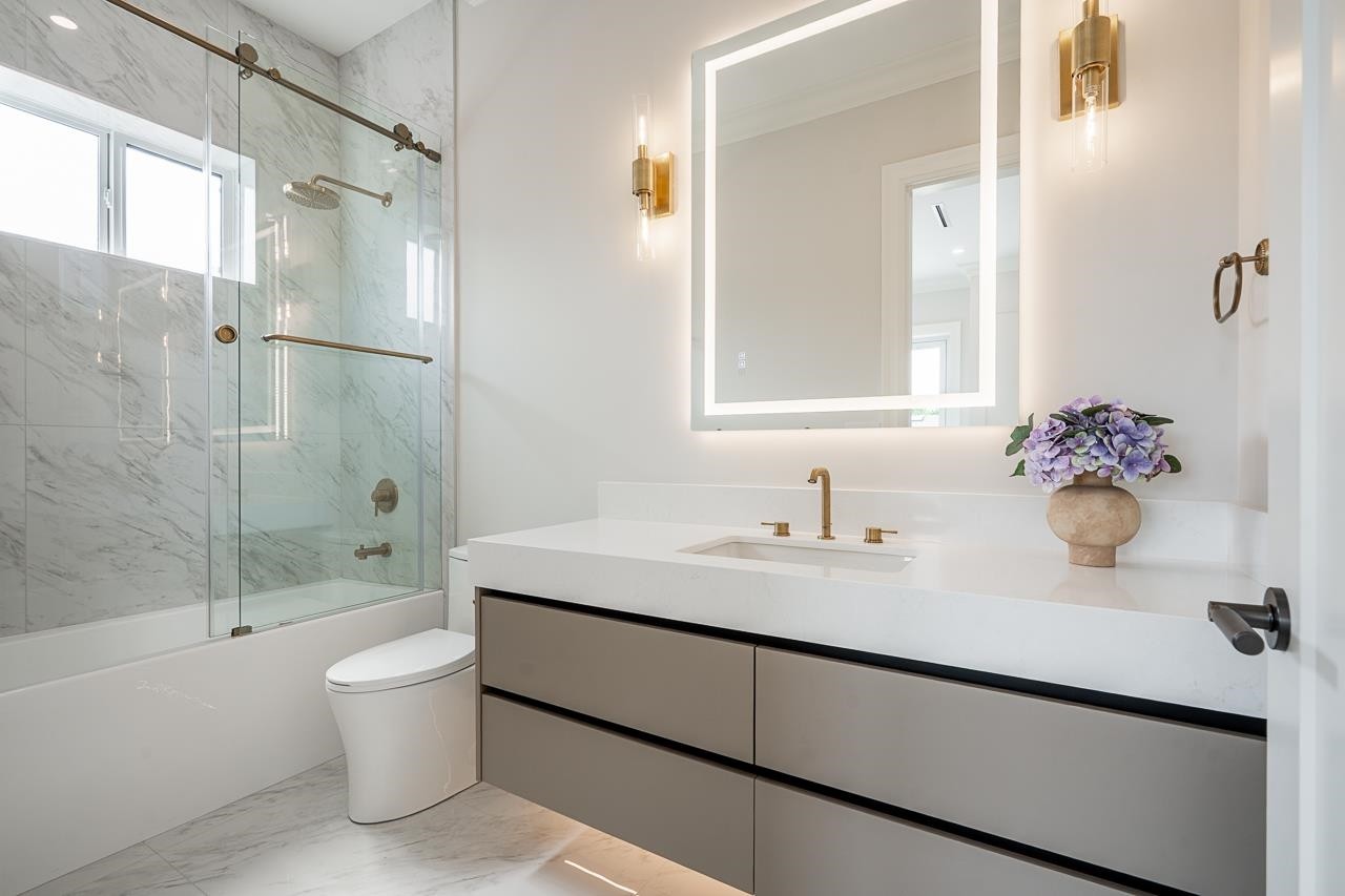 9340 Pinewell Crescent, Richmond, BC
