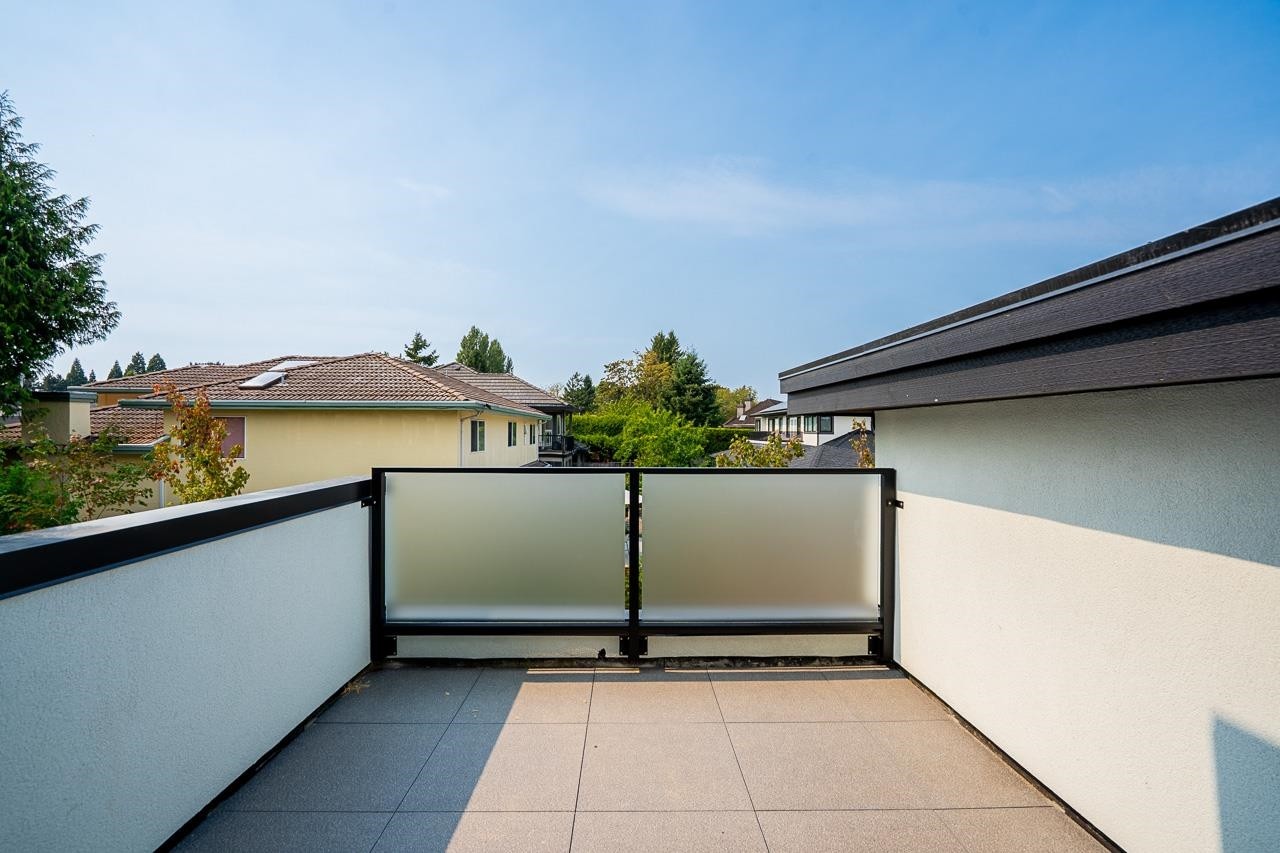 9340 Pinewell Crescent, Richmond, BC