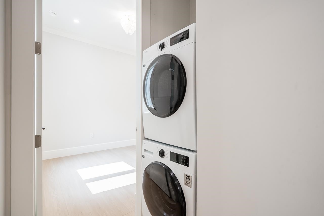 9340 Pinewell Crescent, Richmond, BC