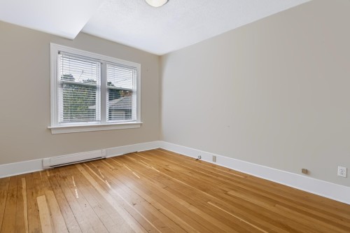 3888 15Th Avenue W, Vancouver, BC - Indoor Photo Showing Other Room