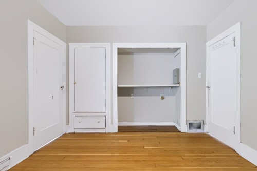 3888 15Th Avenue W, Vancouver, BC - Indoor Photo Showing Other Room