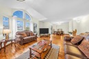 1382 Sutherland Avenue, Port Coquitlam, BC  - Indoor Photo Showing Living Room 