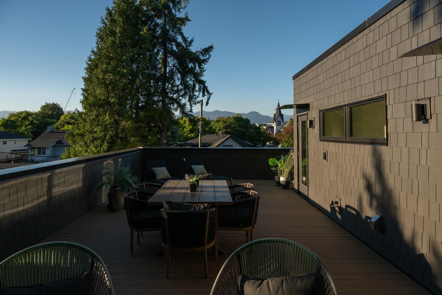 893 21St Avenue E, Vancouver, BC