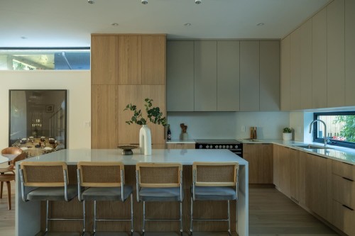 893 21St Avenue E, Vancouver, BC 