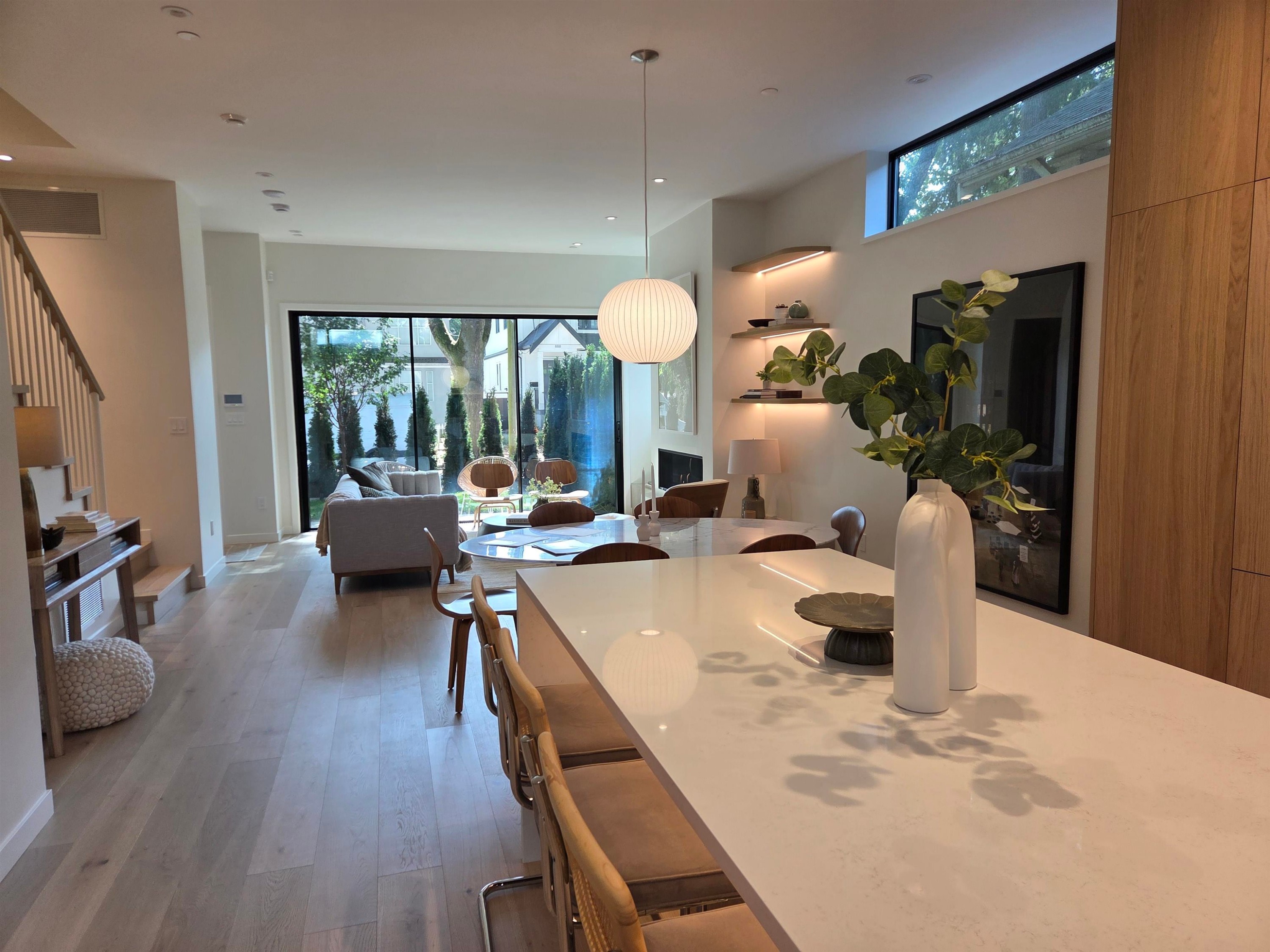 893 21St Avenue E, Vancouver, BC