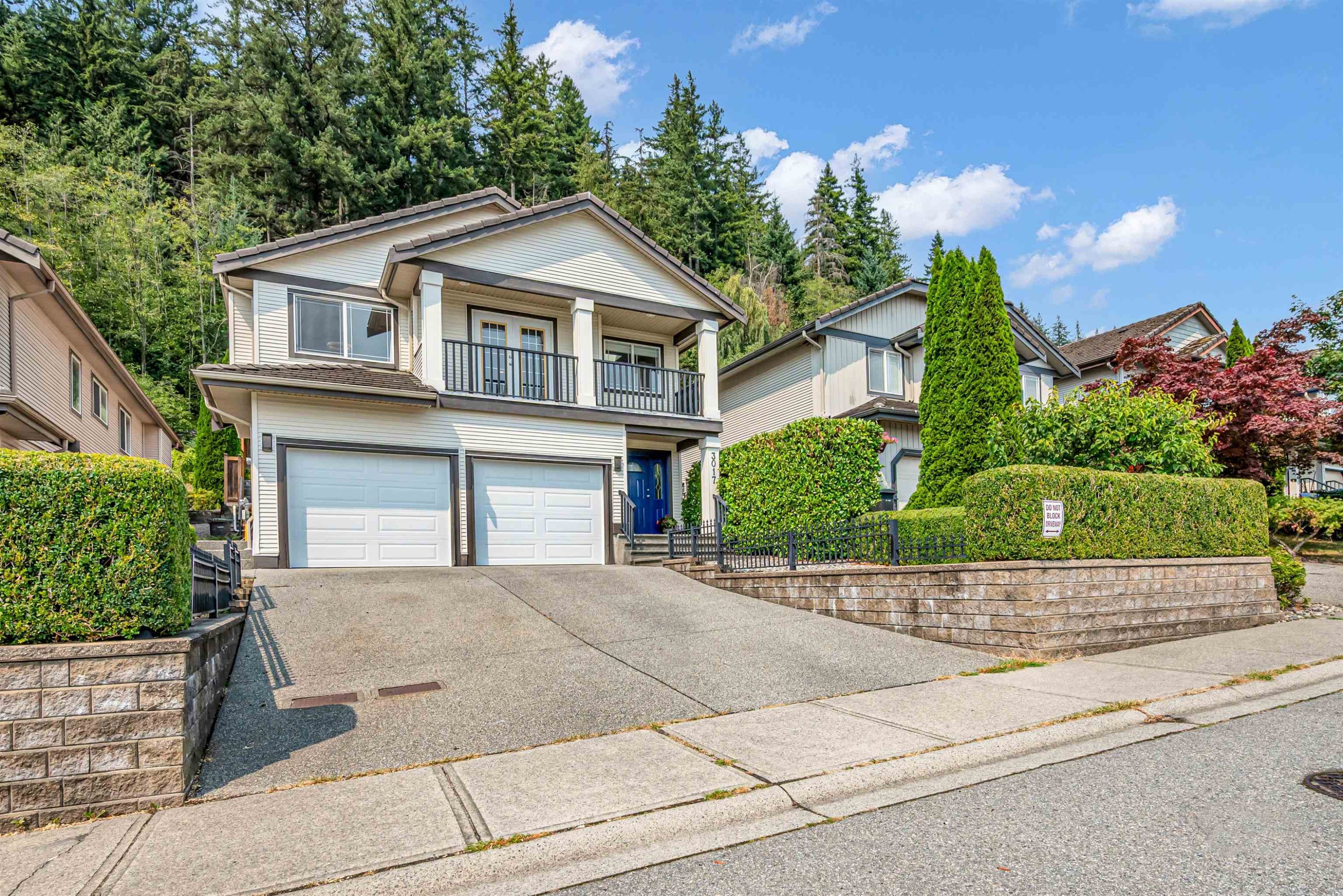 3017 Maplewood Court, Coquitlam, BC - Outdoor