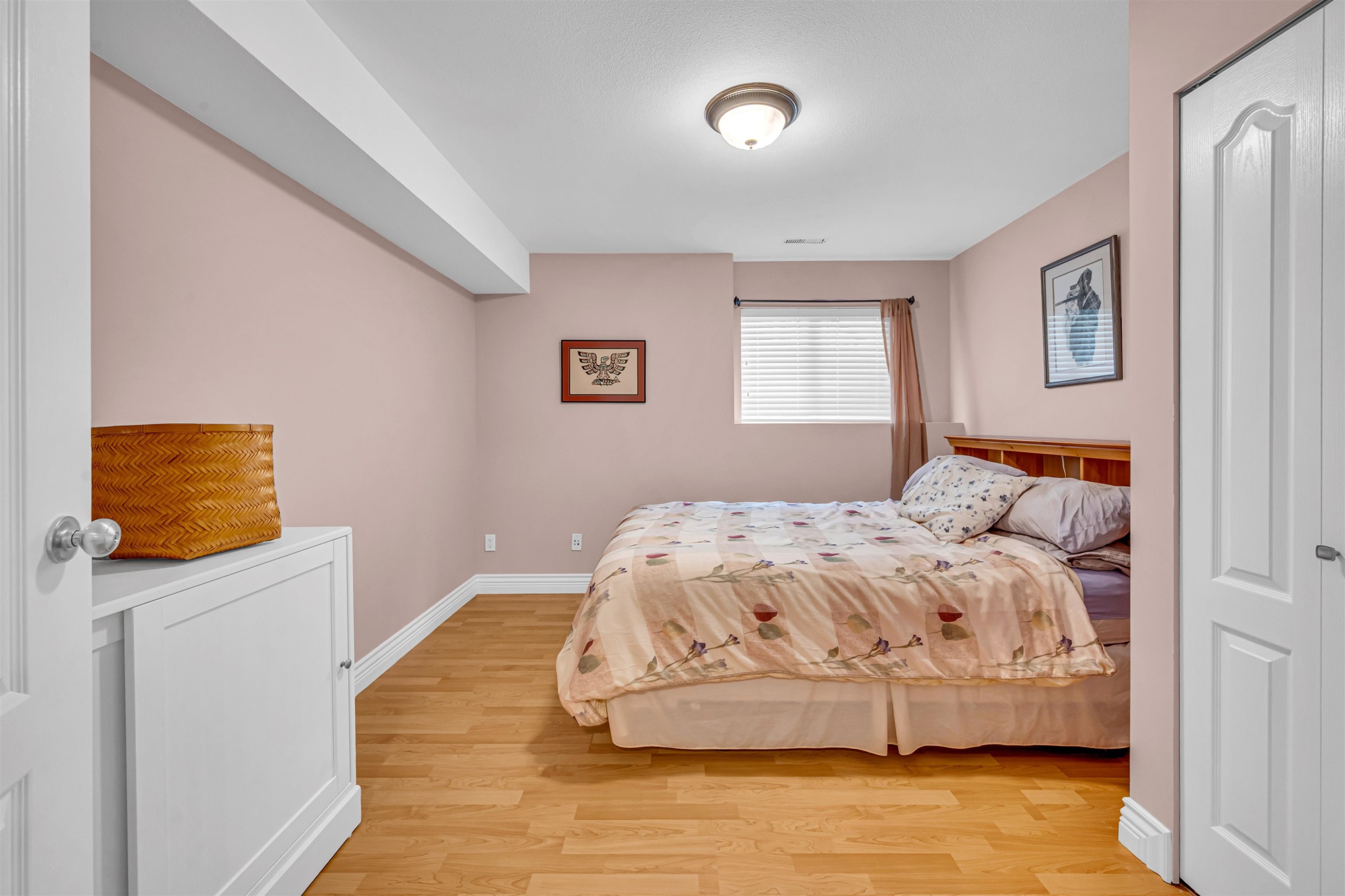 3017 Maplewood Court, Coquitlam, BC - Indoor Photo Showing Bedroom