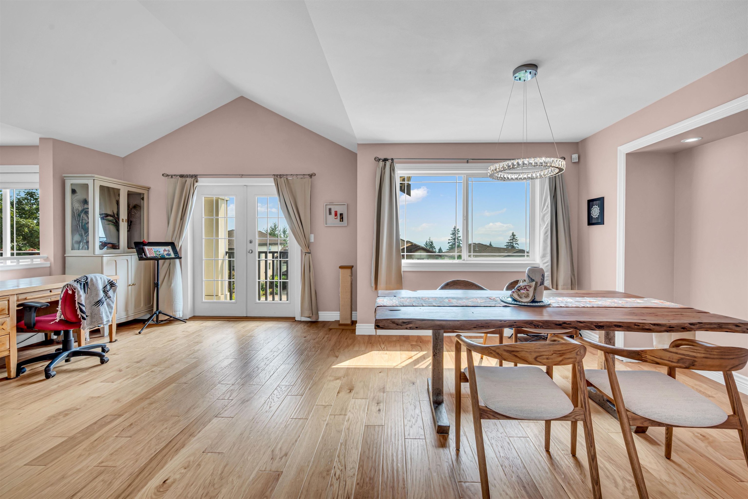 3017 Maplewood Court, Coquitlam, BC - Indoor Photo Showing Dining Room