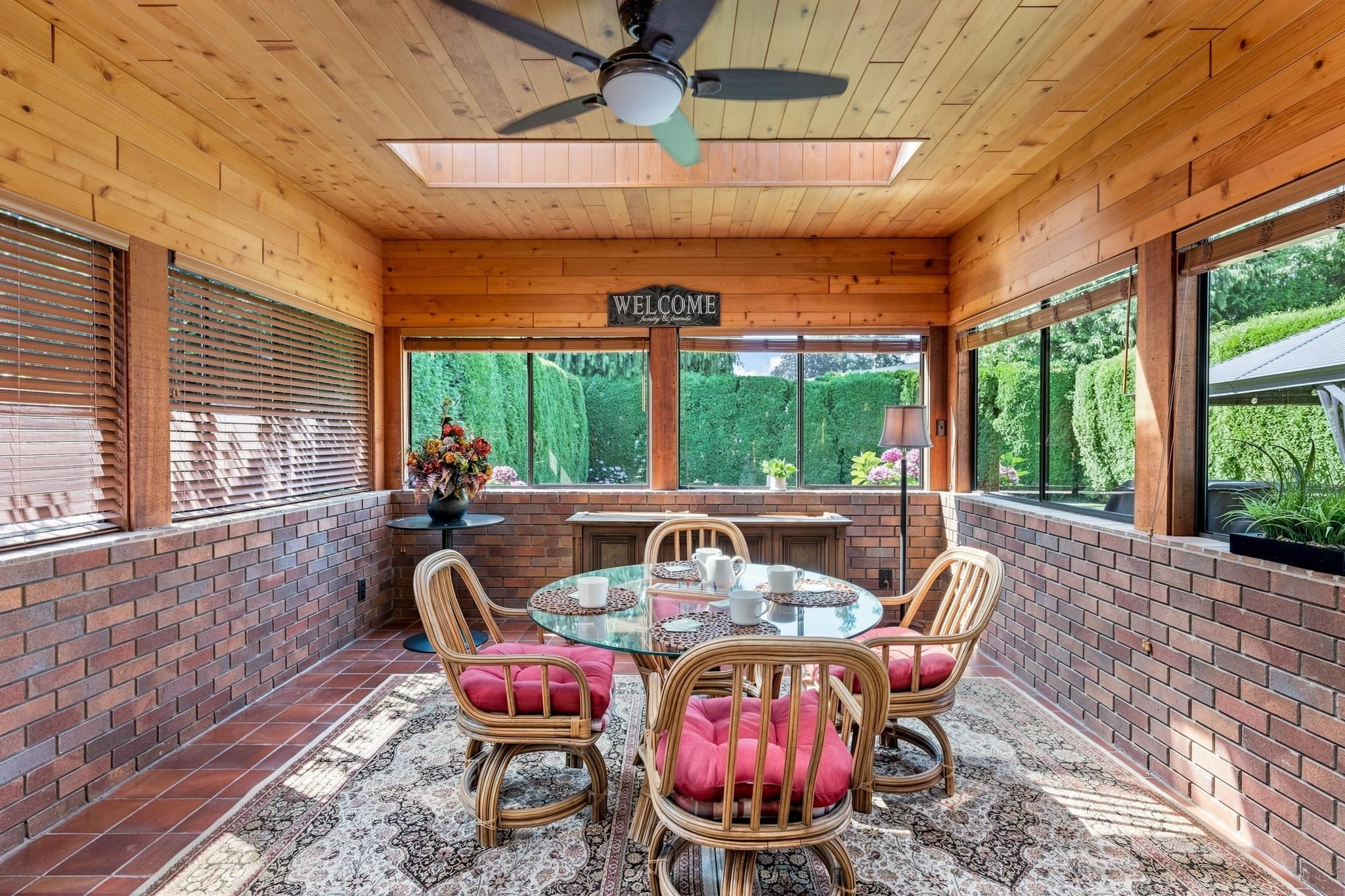 928 Merritt Street, Coquitlam, BC - Indoor Photo Showing Dining Room