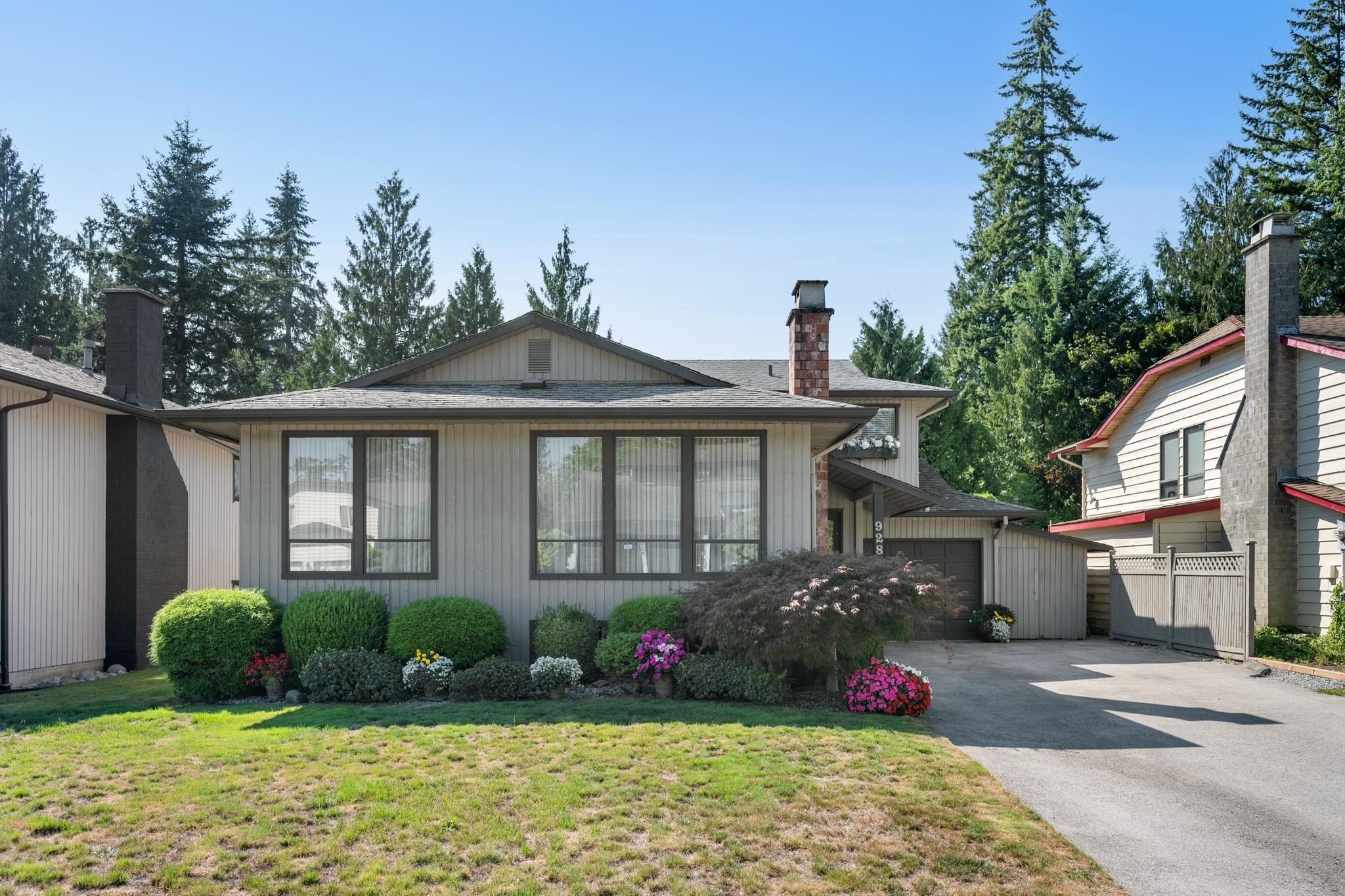 928 Merritt Street, Coquitlam, BC - Outdoor