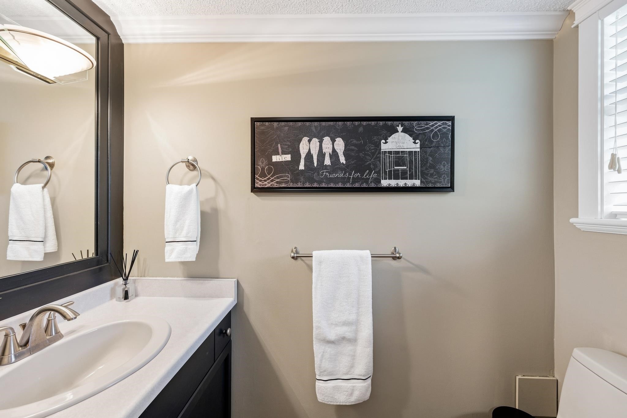 928 Merritt Street, Coquitlam, BC - Indoor Photo Showing Bathroom