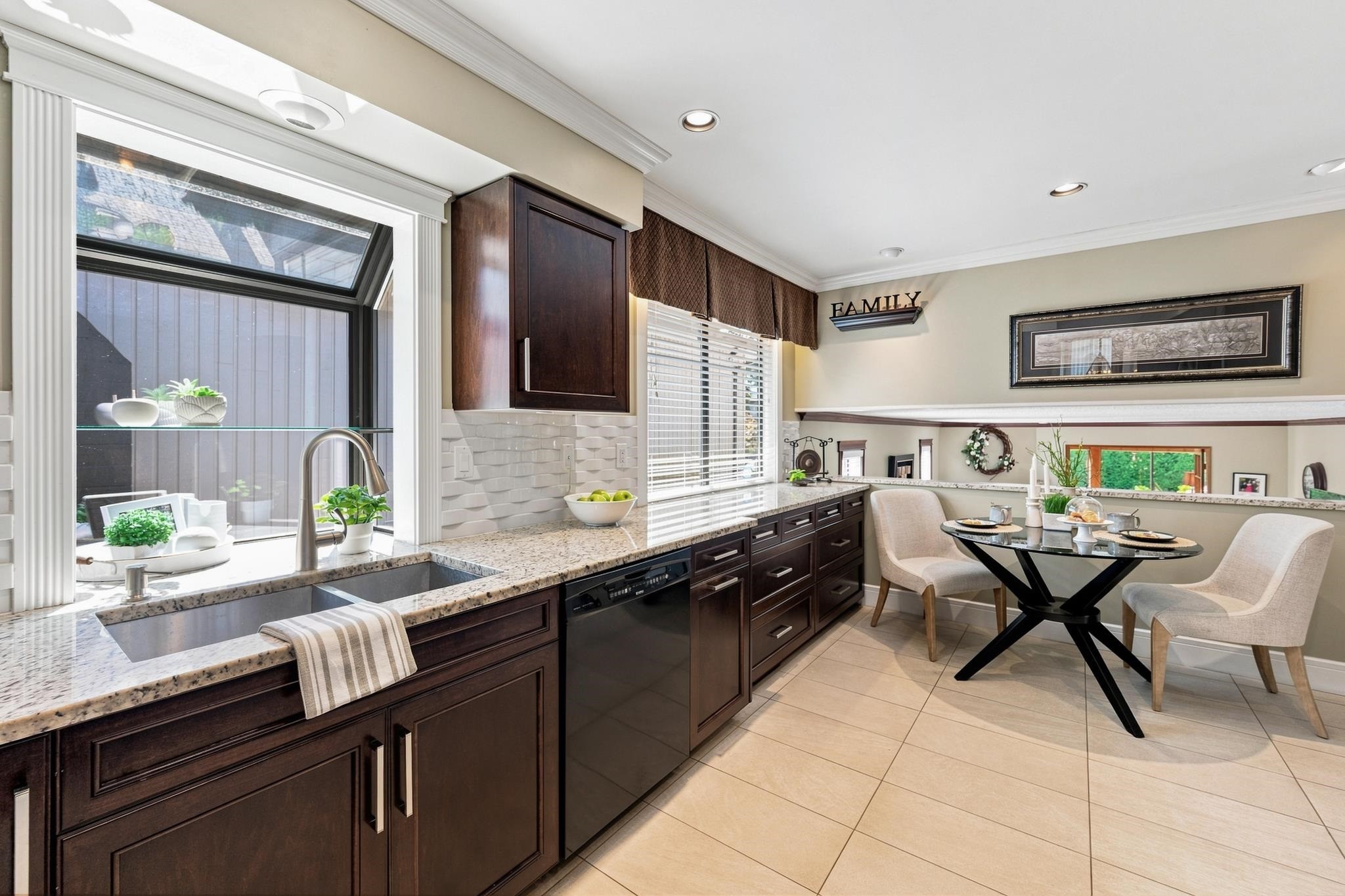 928 Merritt Street, Coquitlam, BC - Indoor