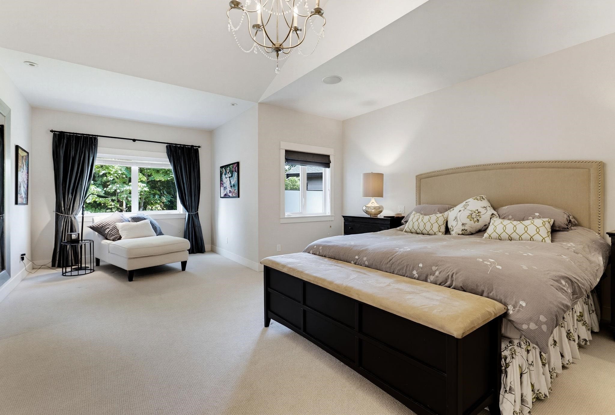 930 Selkirk Crescent, Coquitlam, BC - Indoor Photo Showing Bedroom