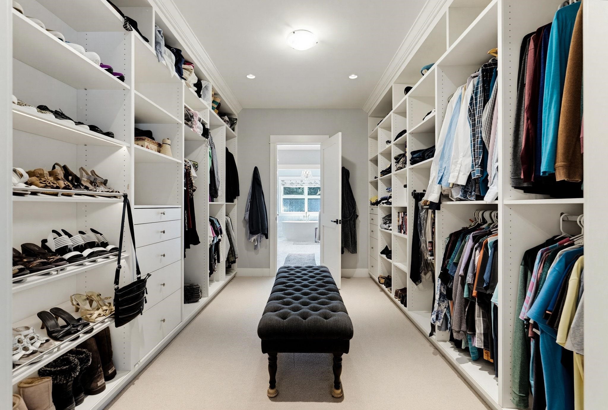 930 Selkirk Crescent, Coquitlam, BC - Indoor With Storage