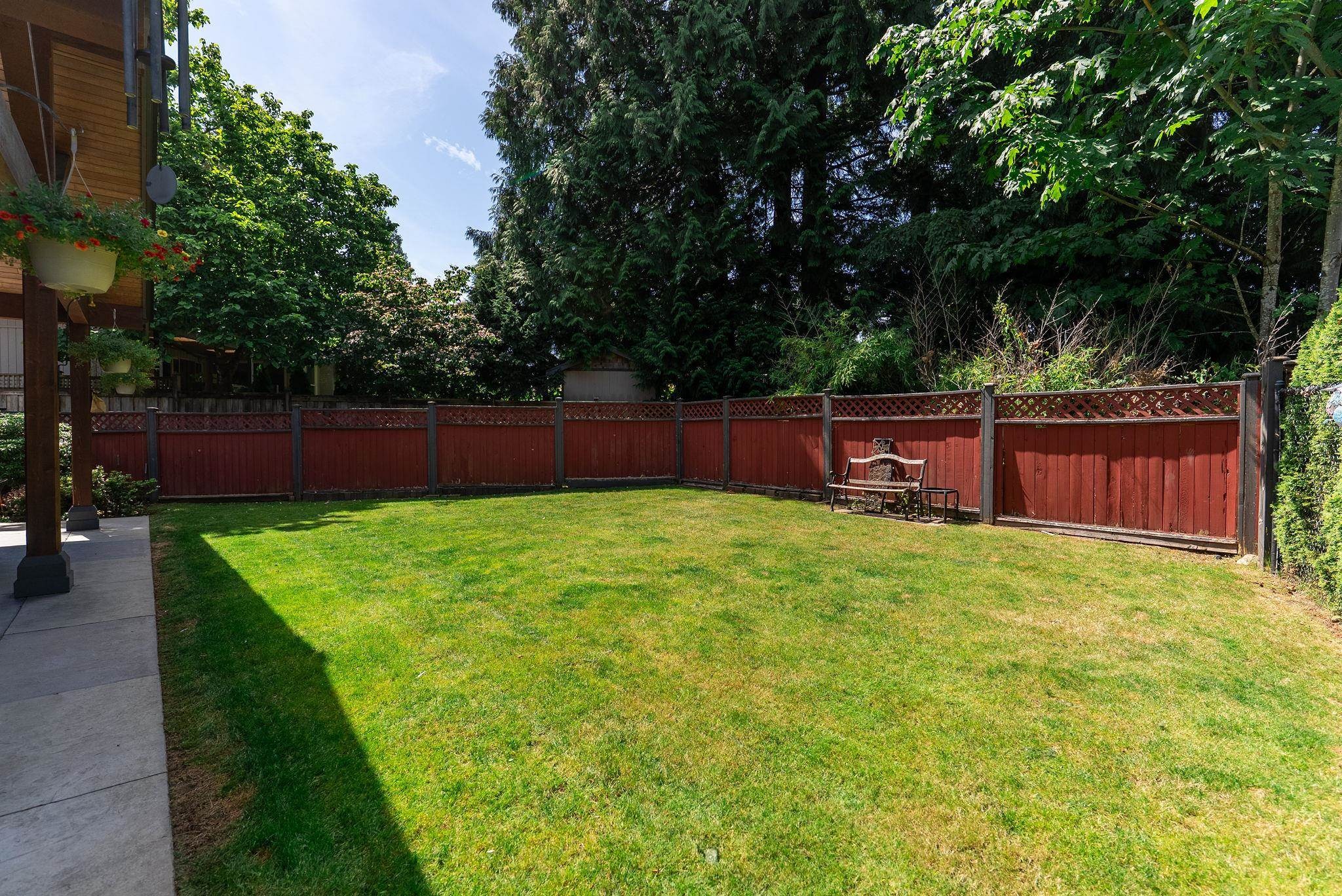 930 Selkirk Crescent, Coquitlam, BC - Outdoor With Backyard