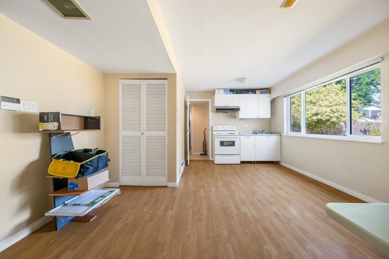9551 Snowdon Avenue, Richmond, BC - Indoor