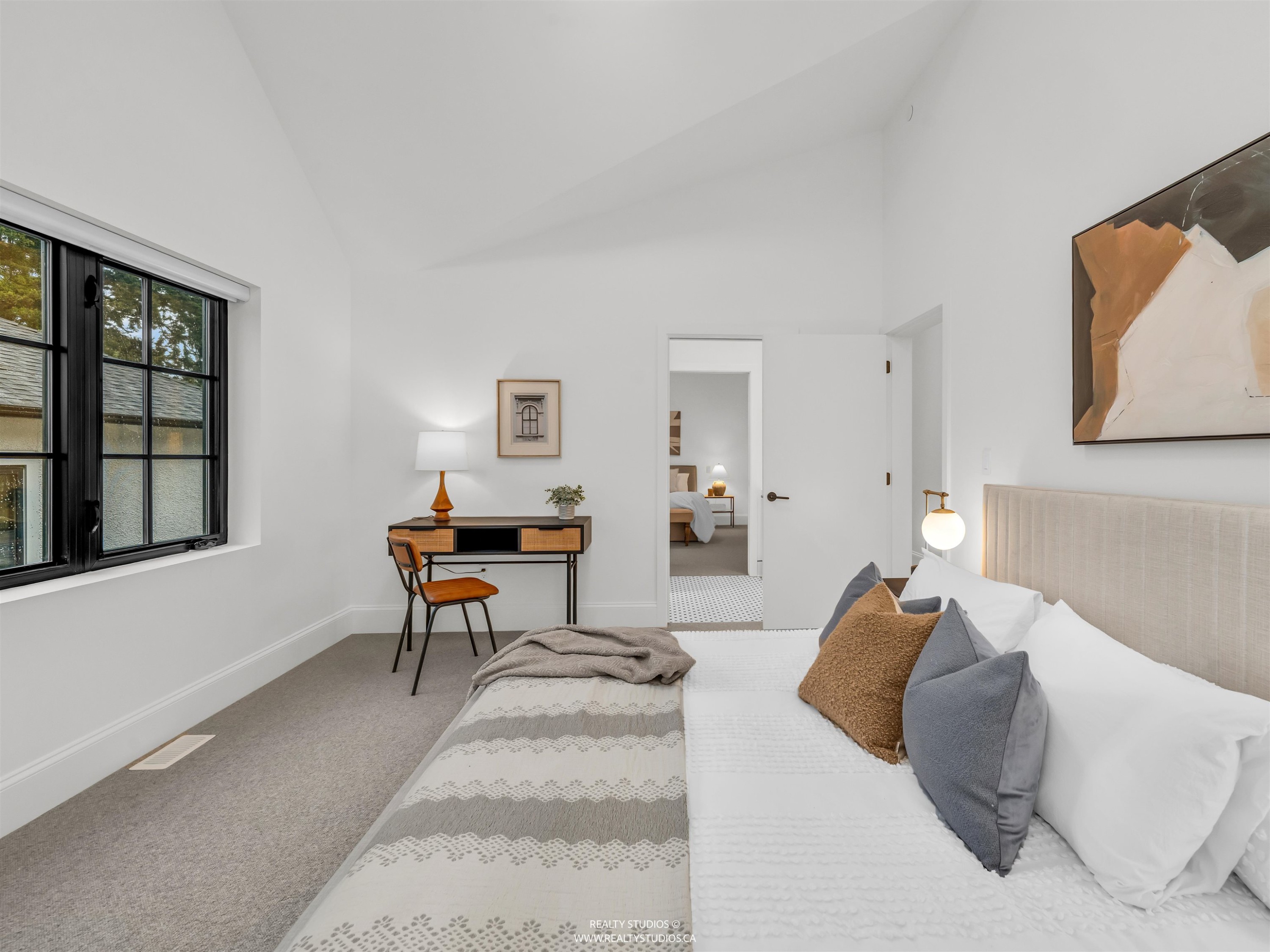 4090 Maple Crescent, Vancouver, BC - Indoor Photo Showing Bedroom