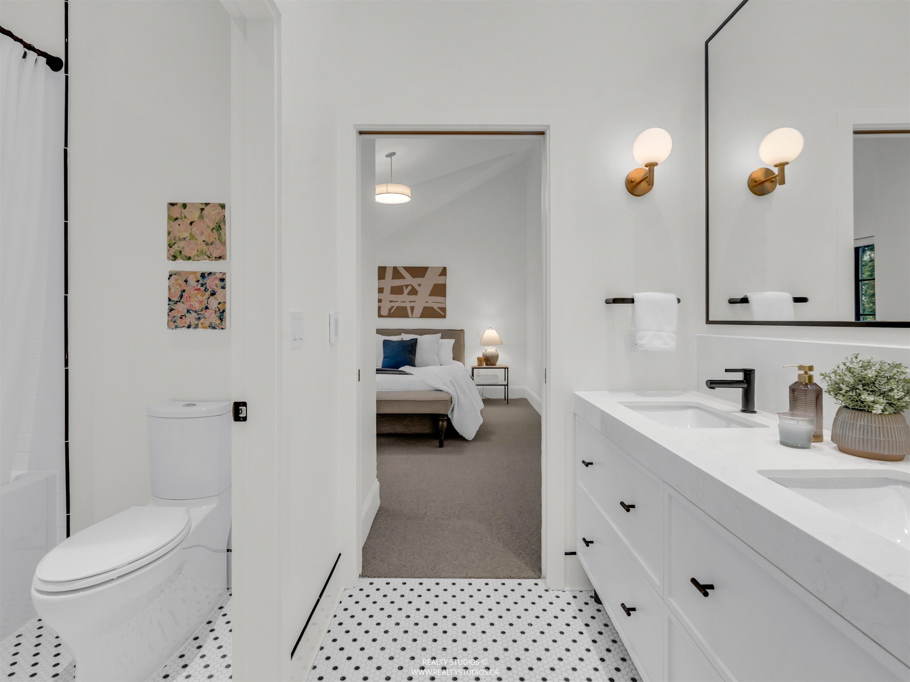 4090 Maple Crescent, Vancouver, BC - Indoor Photo Showing Bathroom