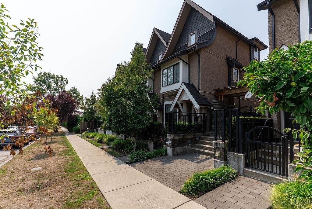 8123 Shaughnessy Street, Vancouver, BC - Outdoor