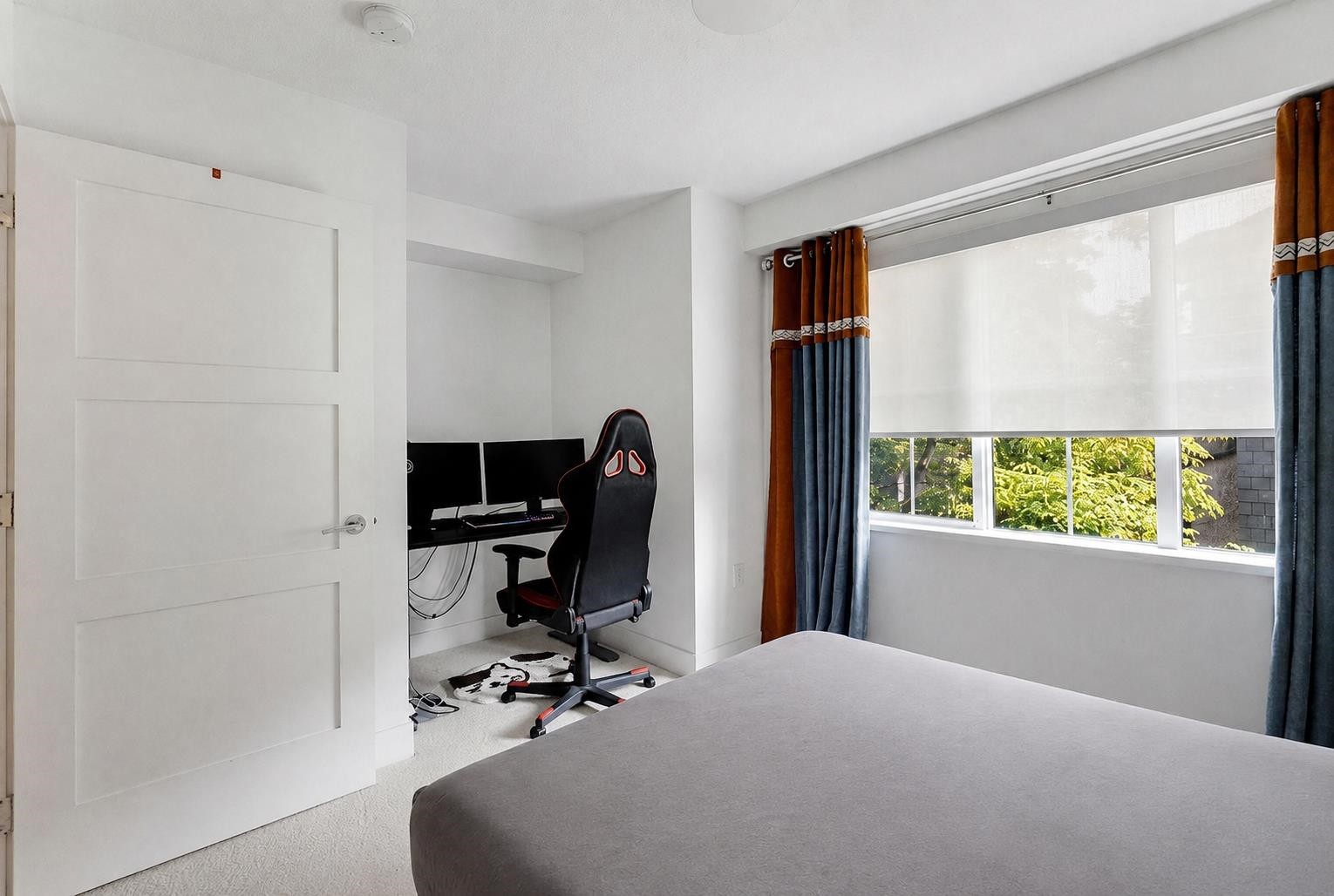 8123 Shaughnessy Street, Vancouver, BC - Indoor Photo Showing Bedroom