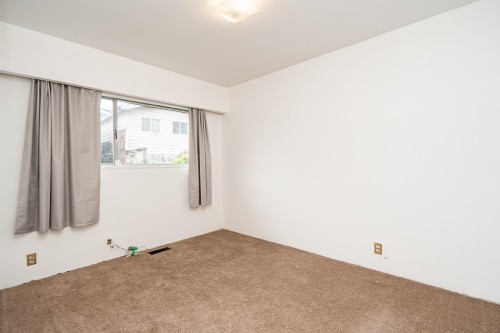 5326 Fleming Street, Vancouver, BC - Indoor Photo Showing Other Room