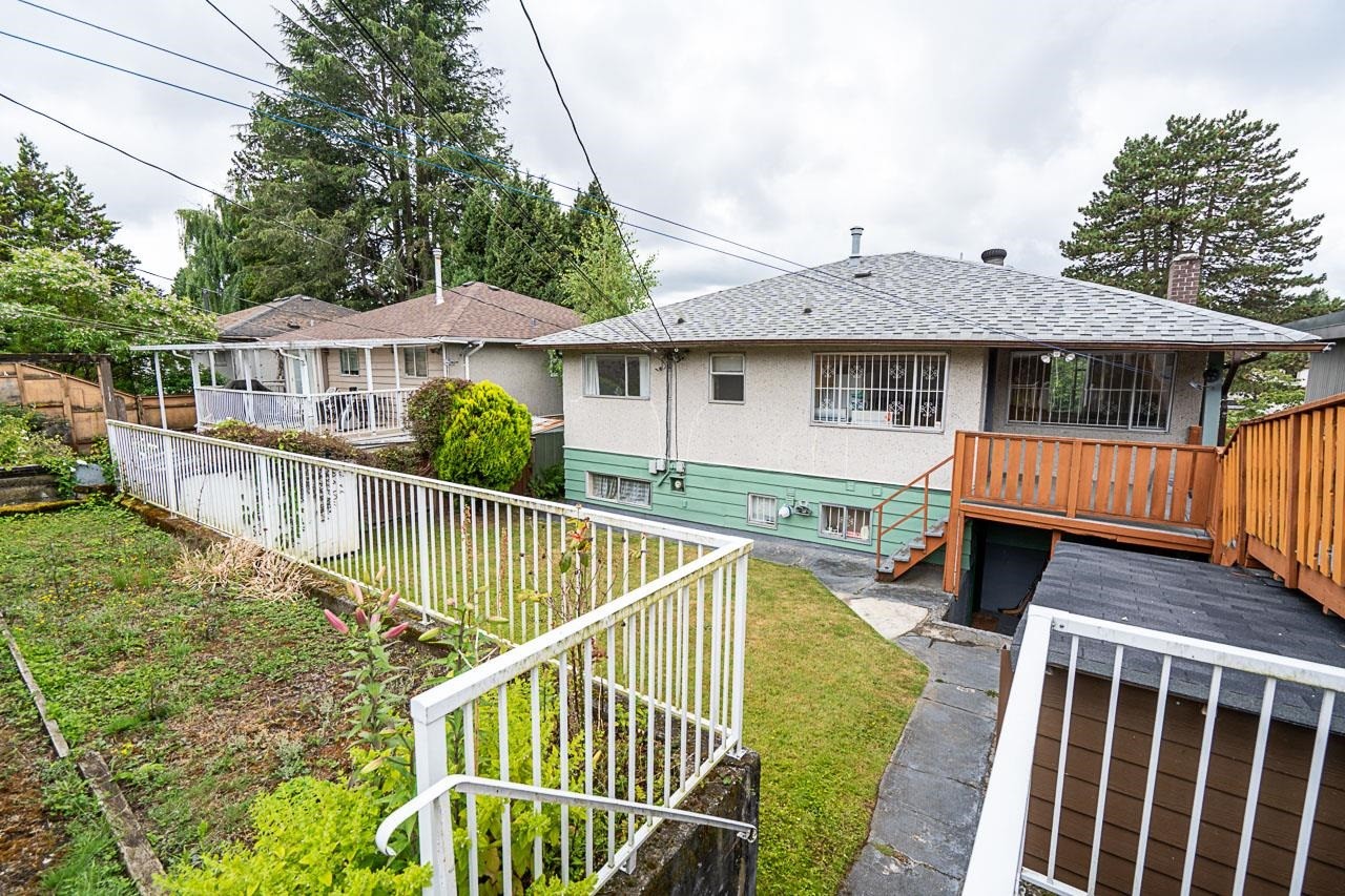 5326 Fleming Street, Vancouver, BC - Outdoor