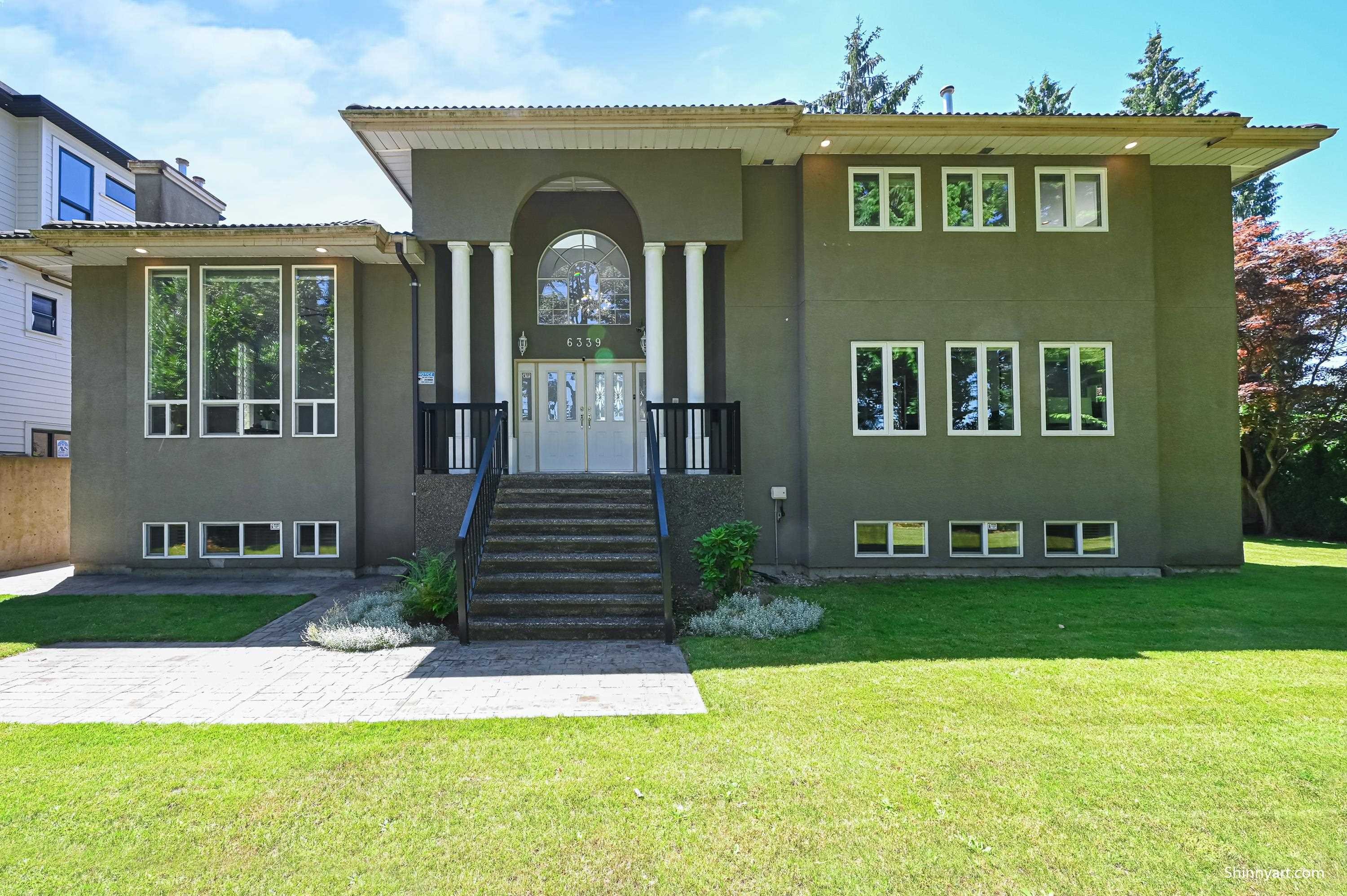 6339 Canada Way, Burnaby, BC - Outdoor With Facade