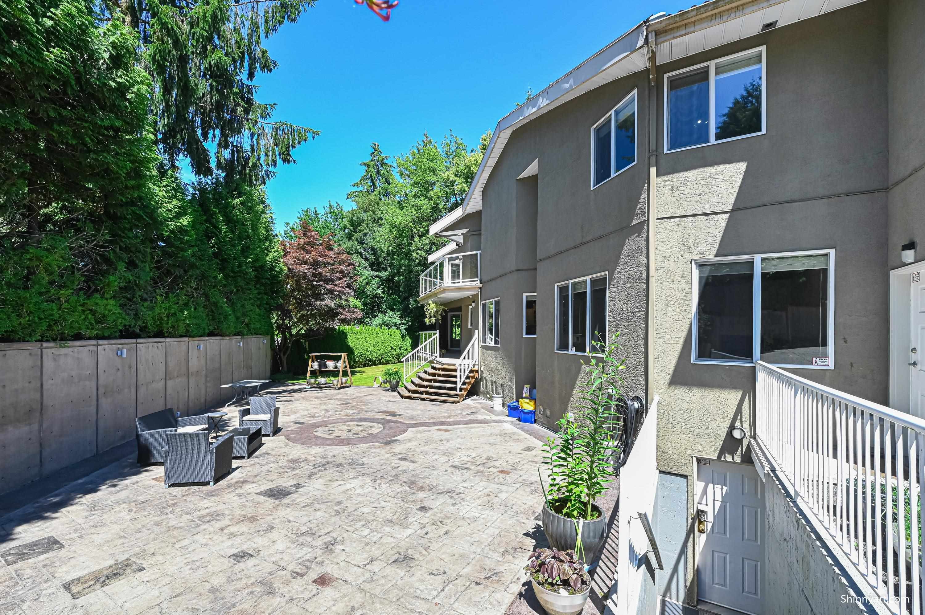 6339 Canada Way, Burnaby, BC - Outdoor With Exterior