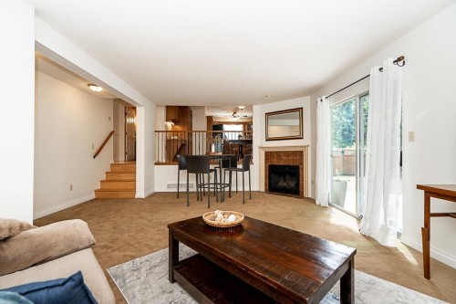 2670 Brewster Drive, Coquitlam, BC - Indoor Photo Showing Living Room With Fireplace
