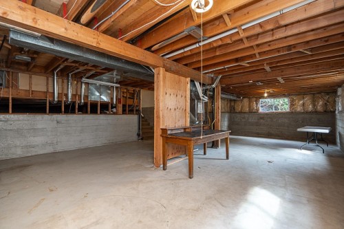 2670 Brewster Drive, Coquitlam, BC - Indoor Photo Showing Basement