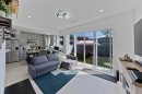 6532 Knight Street, Vancouver, BC  - Indoor Photo Showing Living Room 