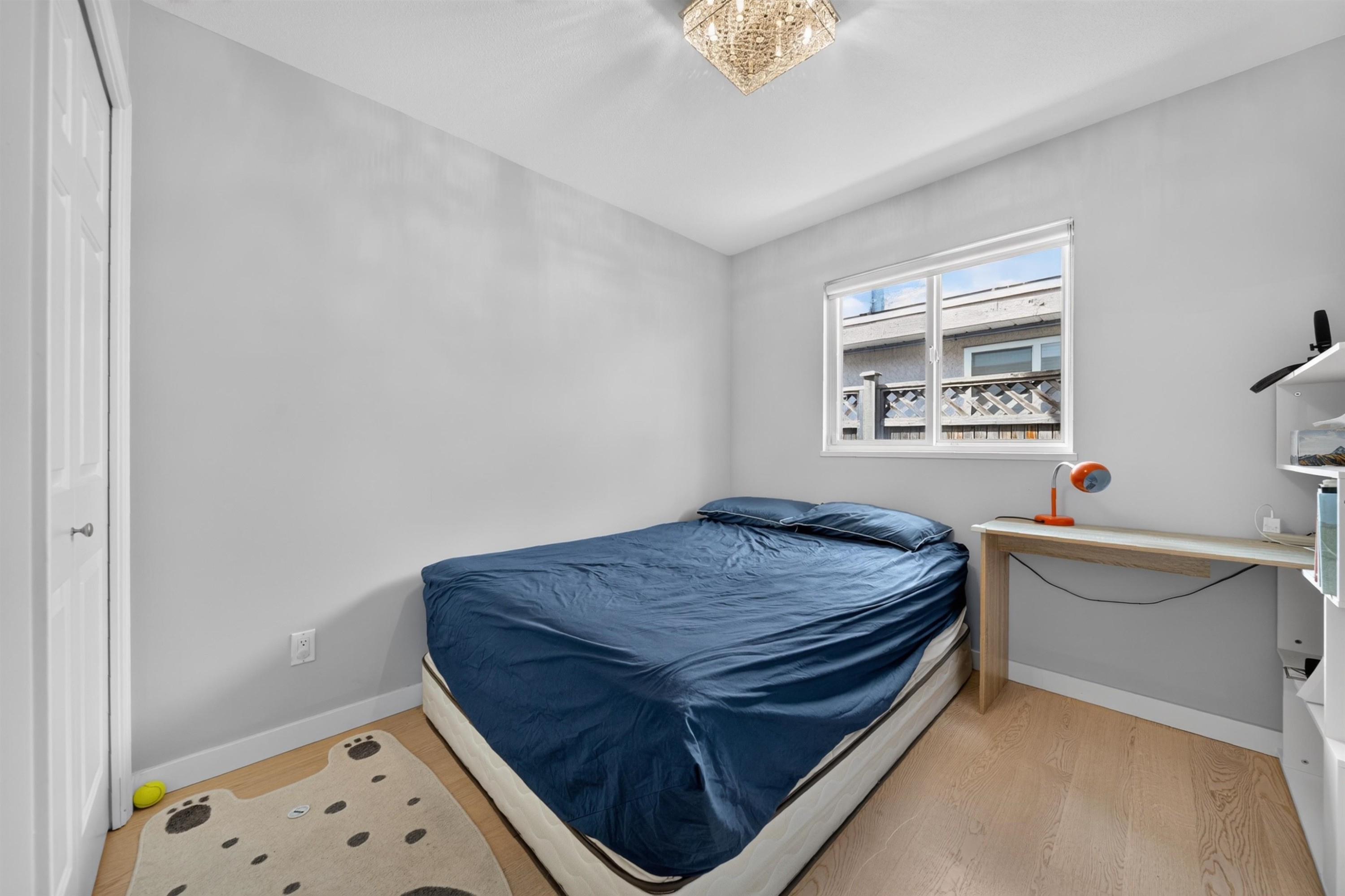 10360 Hall Avenue, Richmond, BC - Indoor Photo Showing Bedroom
