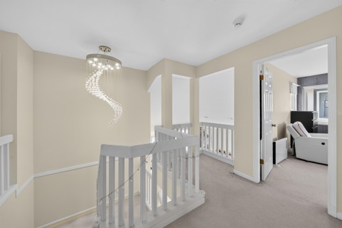 10360 Hall Avenue, Richmond, BC - Indoor Photo Showing Other Room